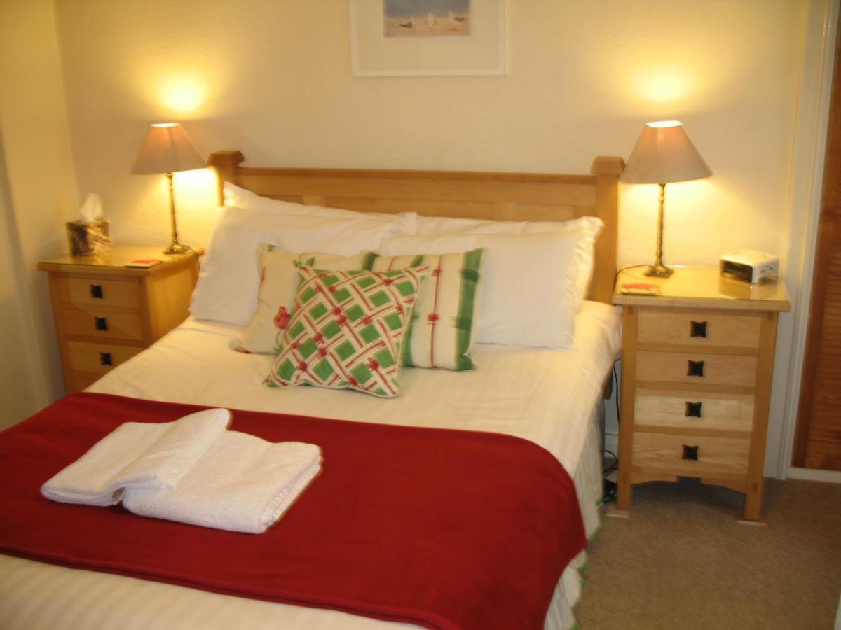 Sampford Harbour Side Guest House Brixham Bagian luar foto